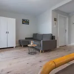 Kurka Wodna - Na Mazurach Apartament Dluzek